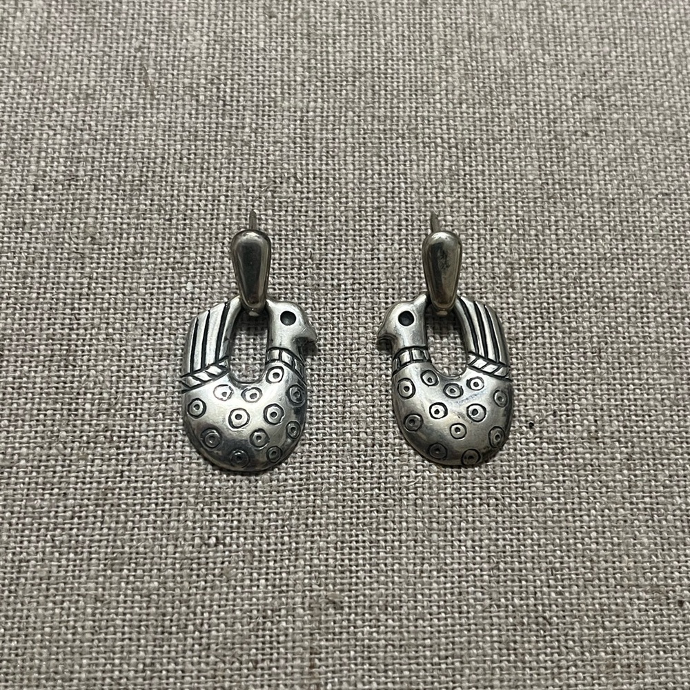 James Avery